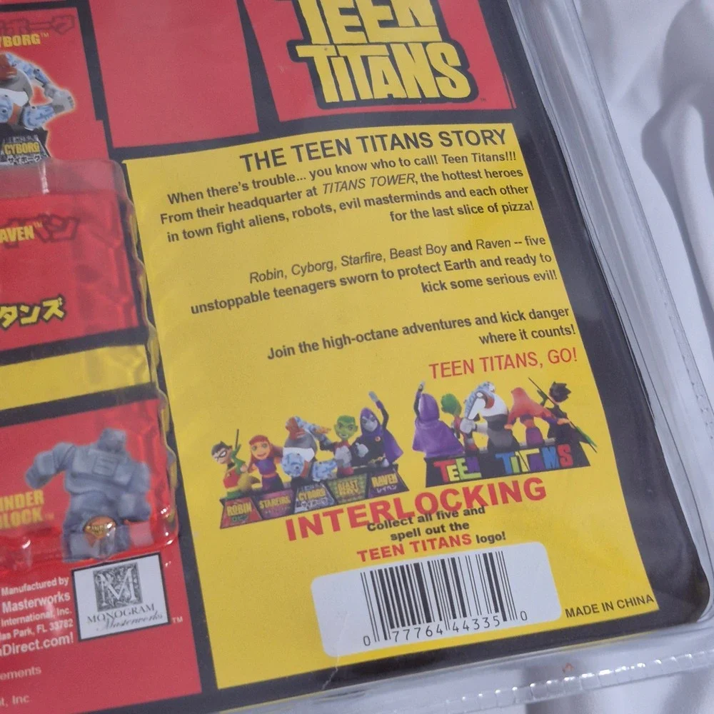 Terra Teen Titans Interlocking Paperweight Bust Monogram Masterworks DC